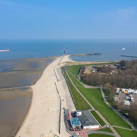 아파트 Trafalgar 121 쿡스하펜